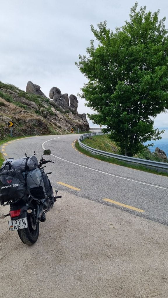 photo_5807559081941124769_y