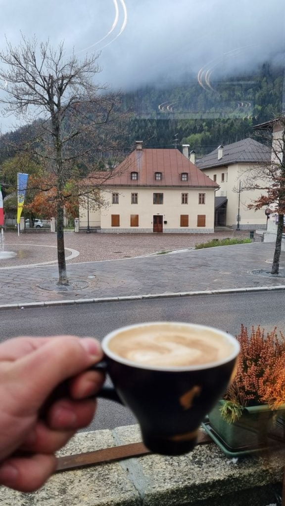 photo_5816449105898095063_y